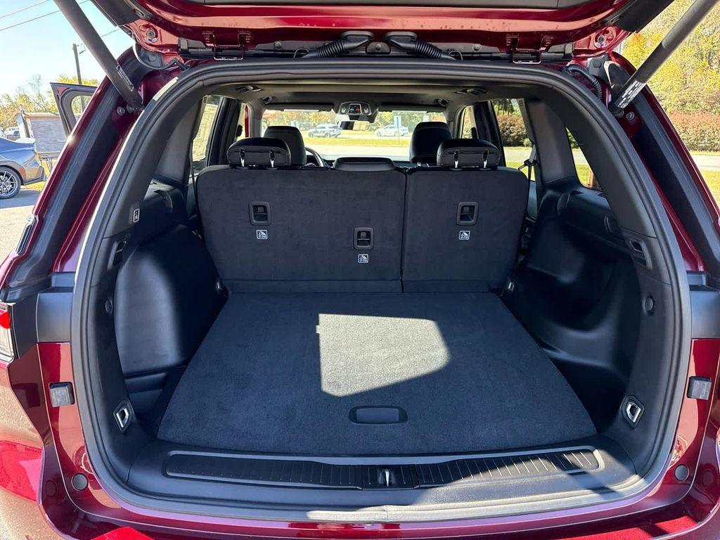 new 2025 Jeep Grand Cherokee car, priced at $45,897