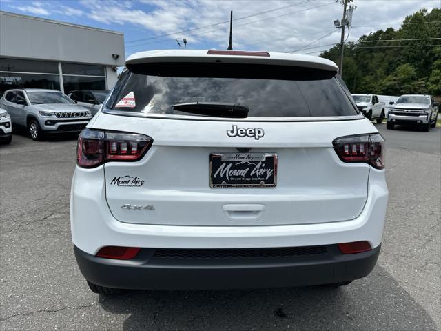 new 2024 Jeep Compass car, priced at $25,461