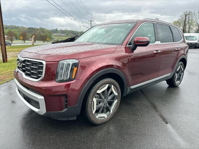 used 2024 Kia Telluride car, priced at $39,899