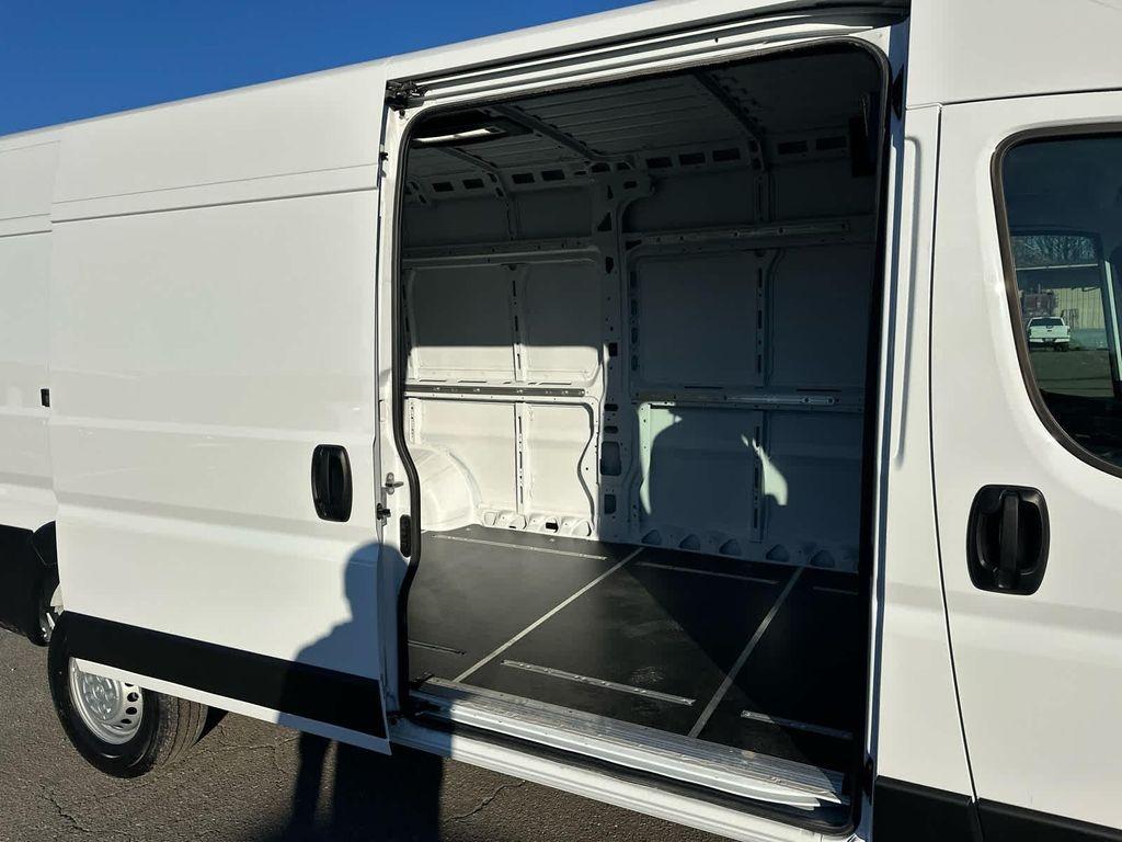 new 2025 Ram ProMaster 2500 car, priced at $53,072