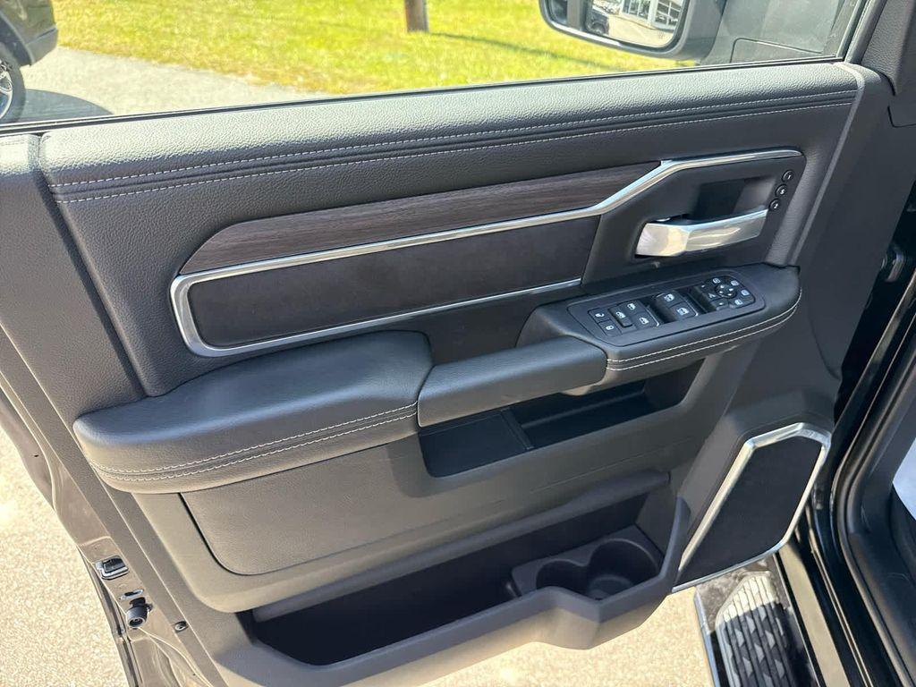 new 2025 Ram 2500 car, priced at $81,798