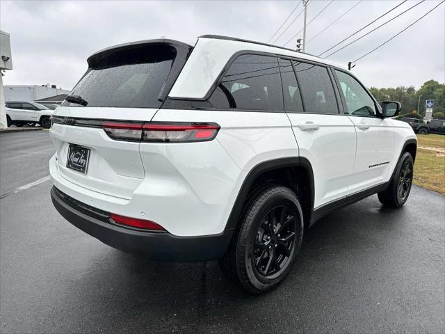 new 2025 Jeep Grand Cherokee car, priced at $42,641