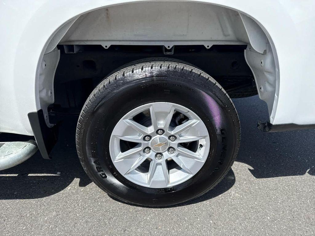 used 2024 Chevrolet Silverado 1500 car, priced at $28,697
