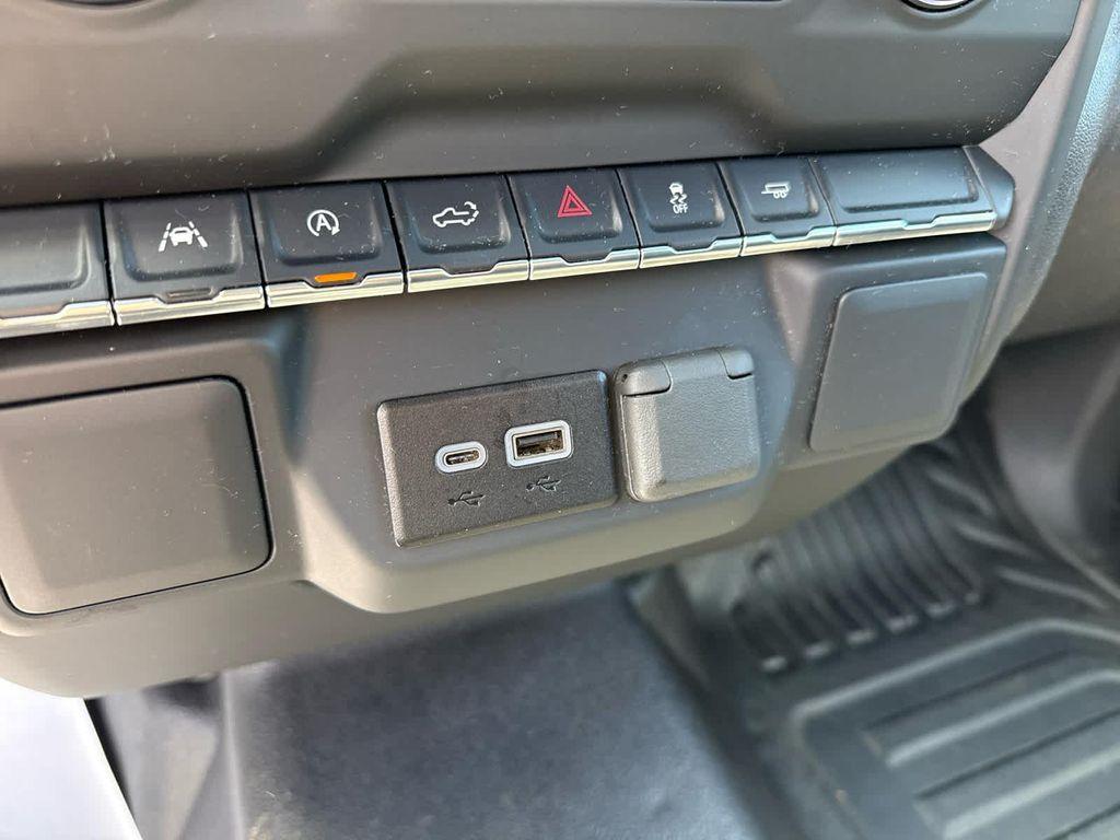 used 2024 Chevrolet Silverado 1500 car, priced at $28,697