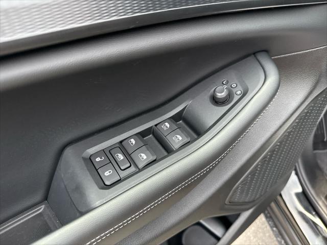 new 2025 Jeep Grand Cherokee L car, priced at $49,592