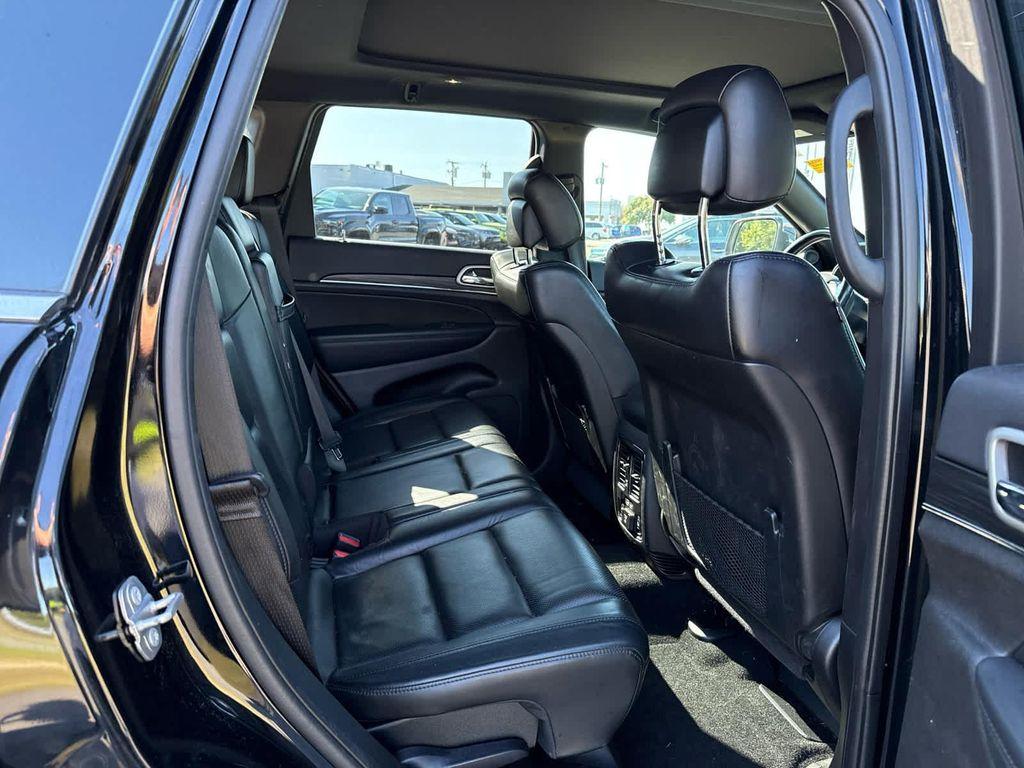 used 2021 Jeep Grand Cherokee car, priced at $23,897