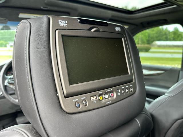 used 2015 Cadillac Escalade car, priced at $27,999