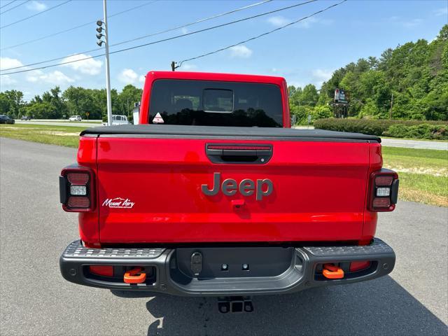 new 2025 Jeep Gladiator car, priced at $69,220