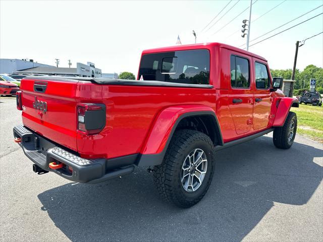 new 2025 Jeep Gladiator car, priced at $69,220