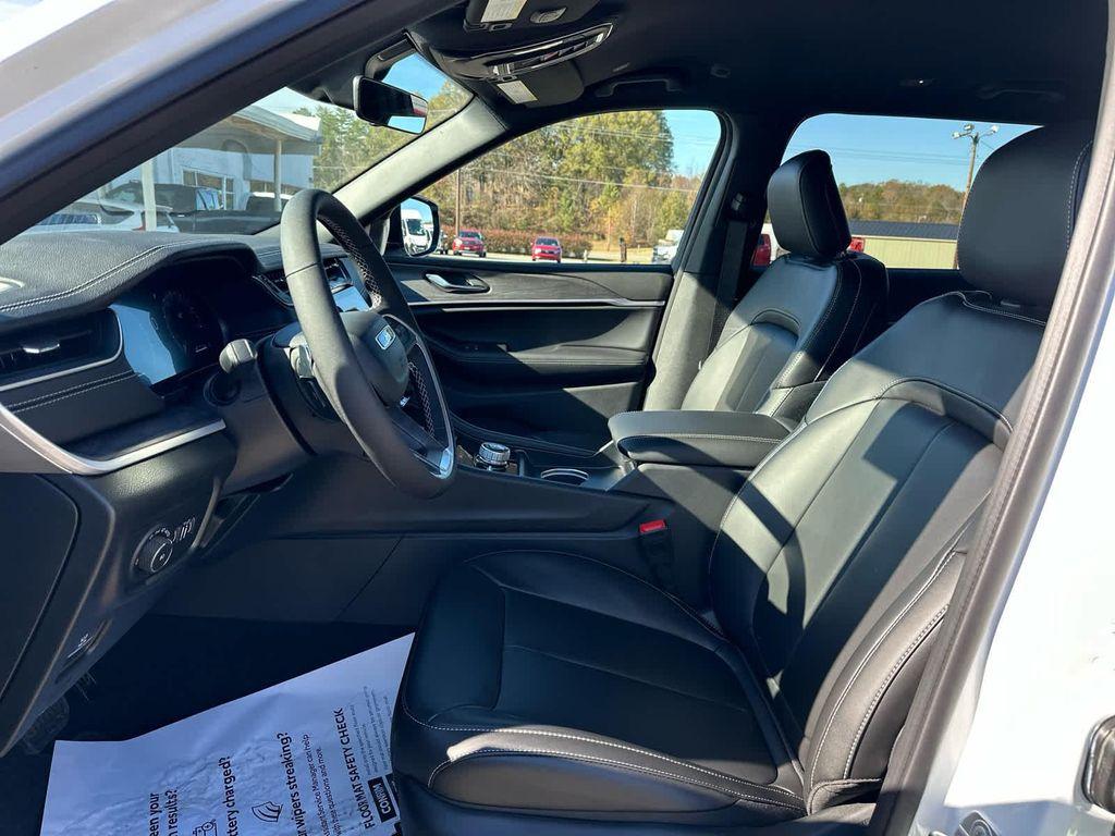 new 2025 Jeep Grand Cherokee L car, priced at $48,965
