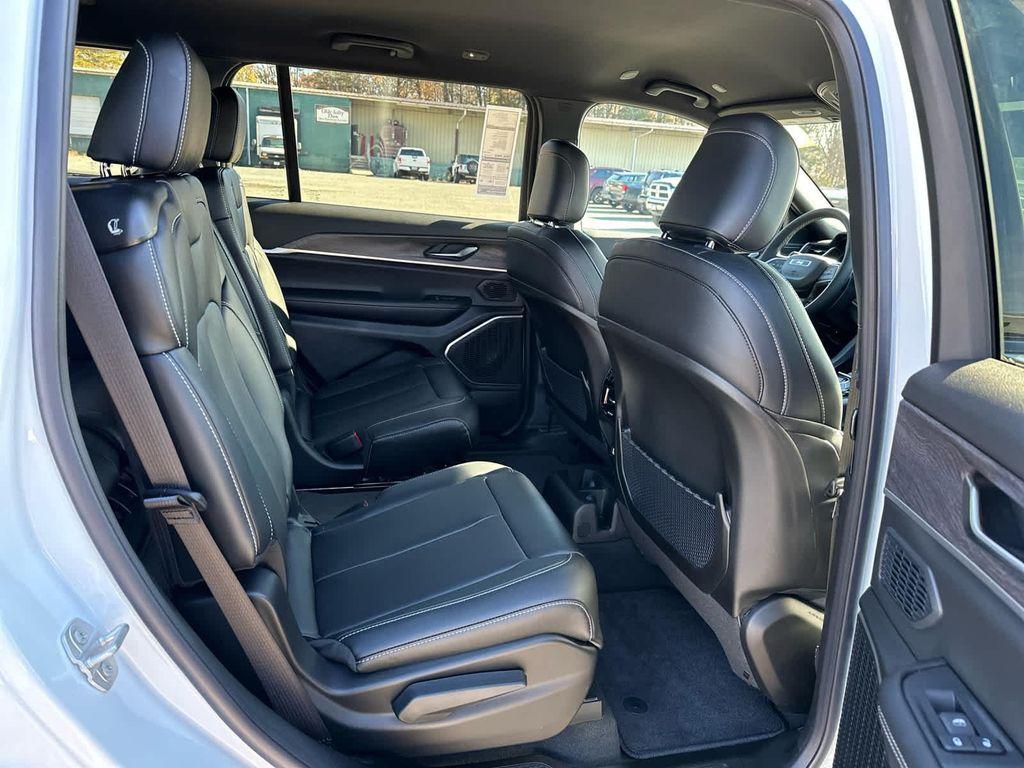 new 2025 Jeep Grand Cherokee L car, priced at $48,965