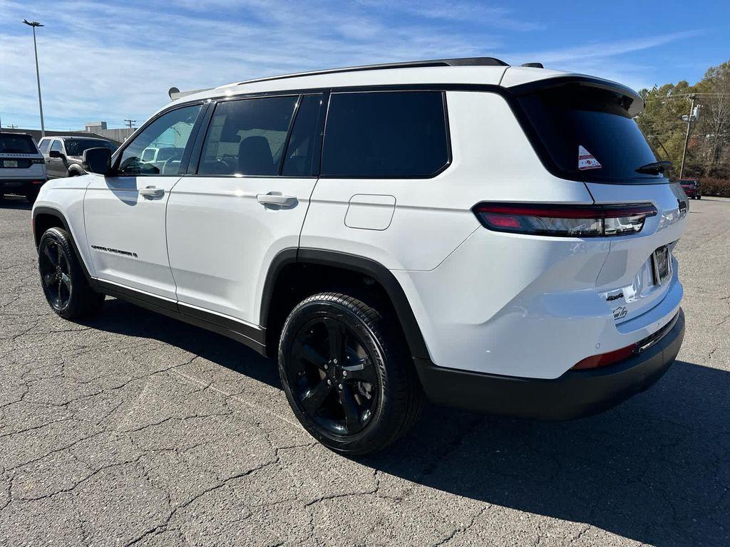 new 2025 Jeep Grand Cherokee L car, priced at $48,965