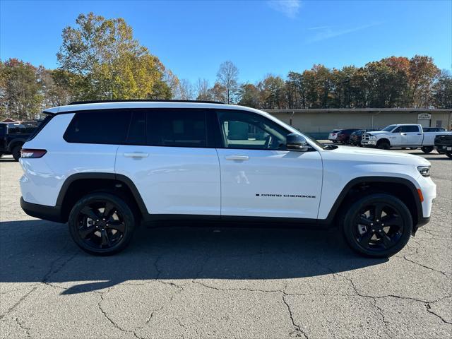 new 2025 Jeep Grand Cherokee L car, priced at $50,815