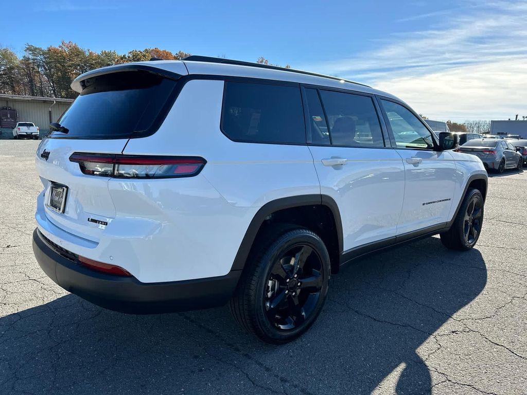 new 2025 Jeep Grand Cherokee L car, priced at $48,965
