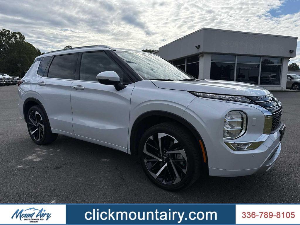used 2024 Mitsubishi Outlander car, priced at $29,797