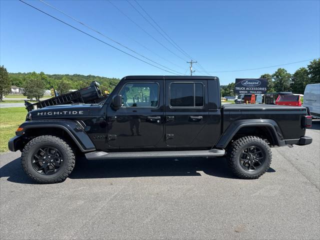 new 2025 Jeep Gladiator car, priced at $54,365
