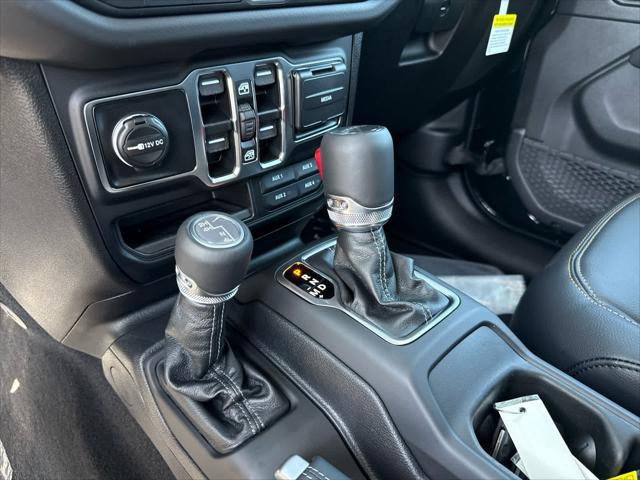 new 2025 Jeep Gladiator car, priced at $51,338