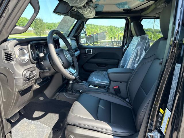 new 2025 Jeep Gladiator car, priced at $54,365