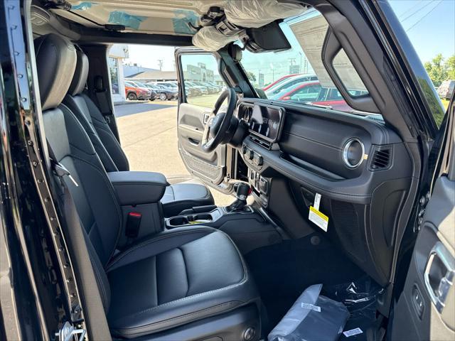 new 2025 Jeep Gladiator car, priced at $51,338