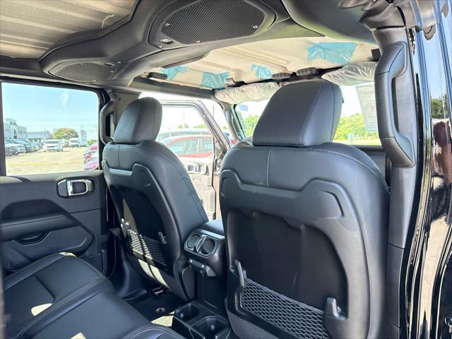 new 2025 Jeep Gladiator car, priced at $51,338