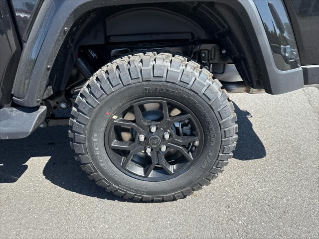 new 2025 Jeep Gladiator car, priced at $54,365