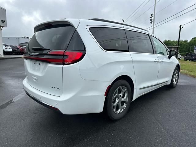 used 2023 Chrysler Pacifica car, priced at $31,999