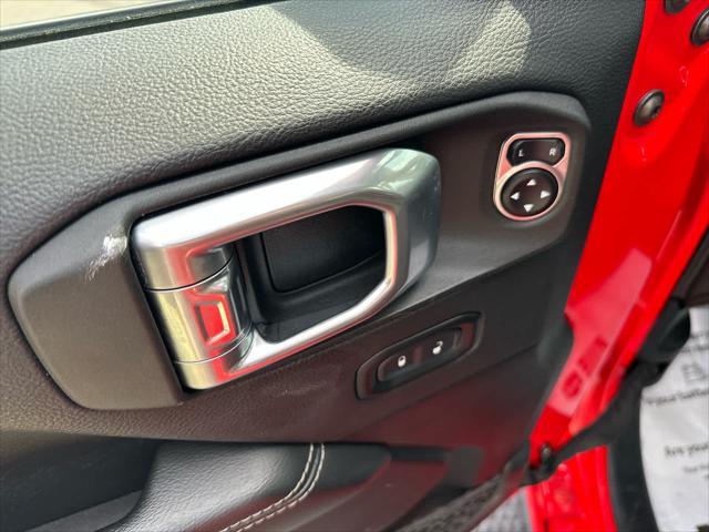 used 2021 Jeep Wrangler Unlimited car, priced at $32,687