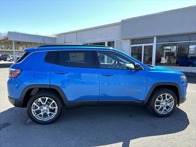 new 2024 Jeep Compass car, priced at $35,230