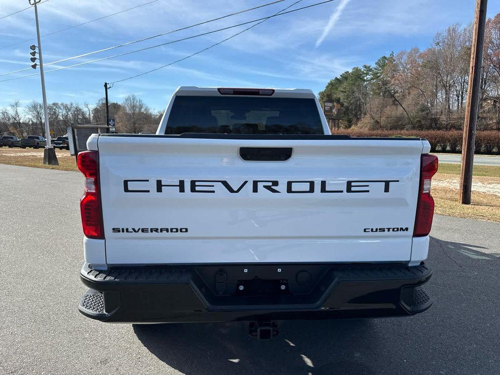 used 2024 Chevrolet Silverado 1500 car, priced at $40,897
