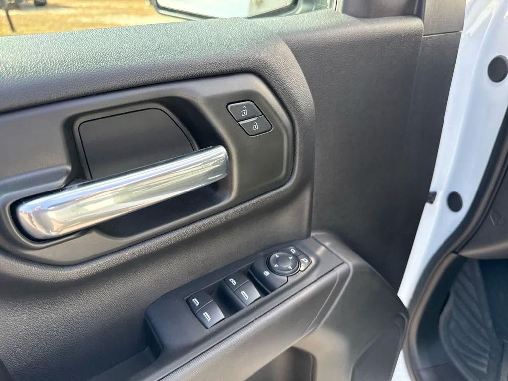 used 2024 Chevrolet Silverado 1500 car, priced at $40,897