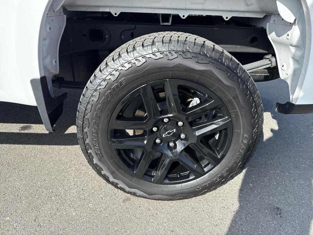 used 2024 Chevrolet Silverado 1500 car, priced at $40,897