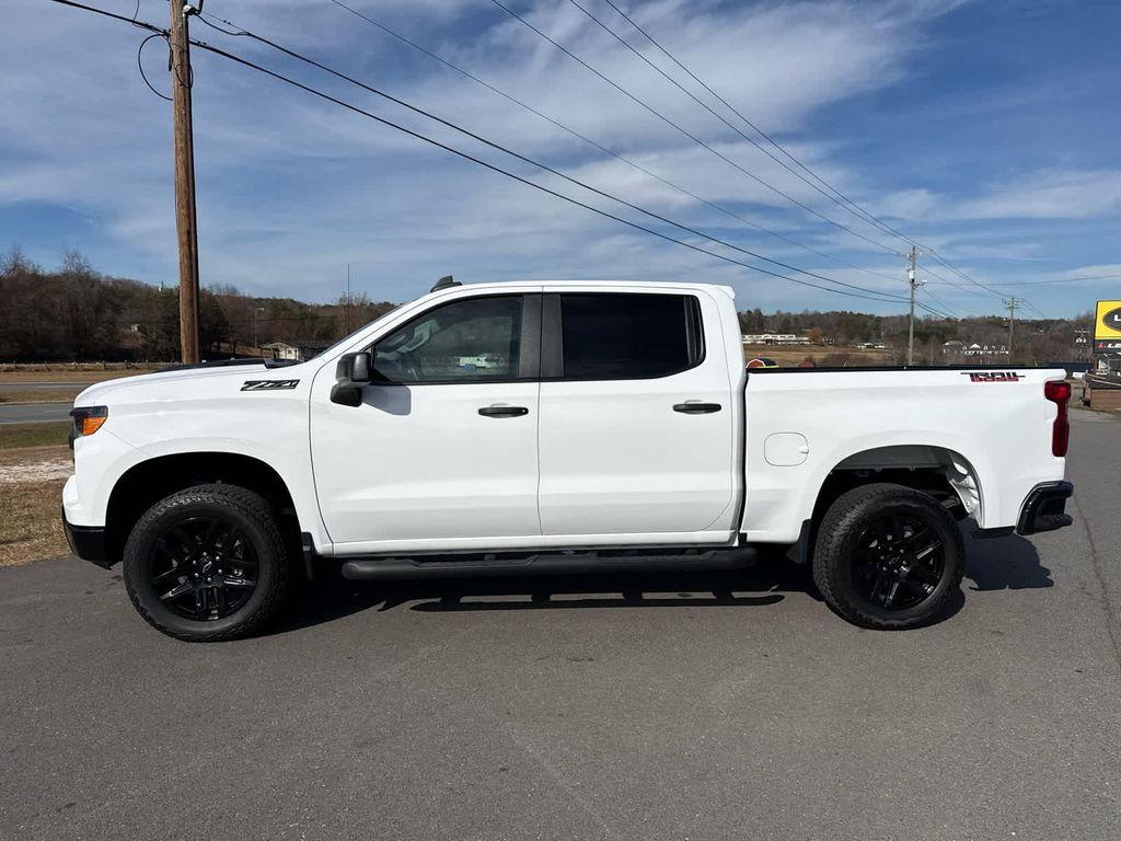 used 2024 Chevrolet Silverado 1500 car, priced at $40,897