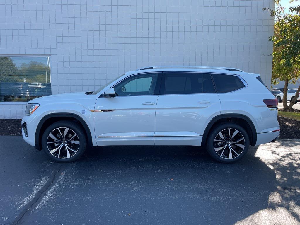 new 2026 Volkswagen Atlas car, priced at $54,618