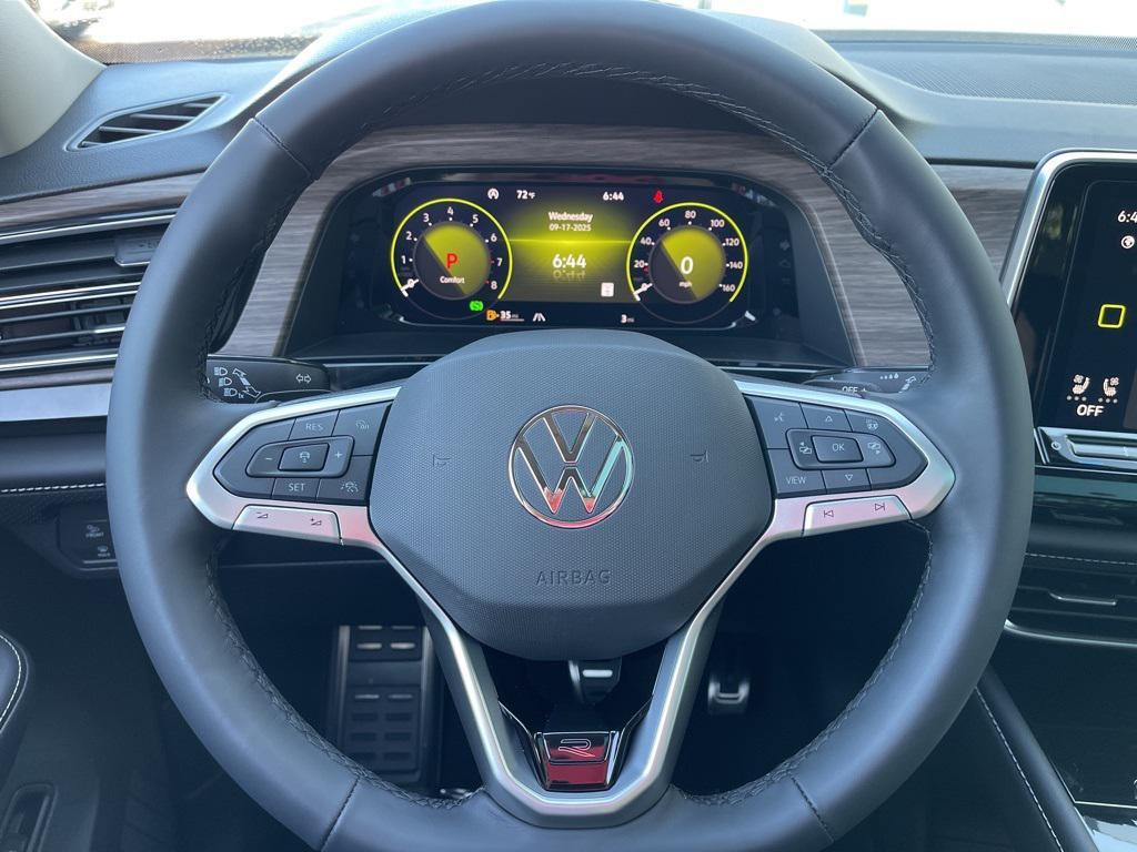 new 2026 Volkswagen Atlas car, priced at $54,618