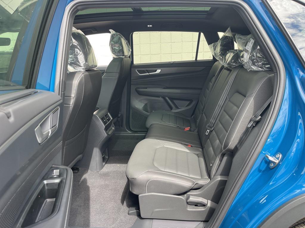 new 2025 Volkswagen Atlas Cross Sport car, priced at $45,980