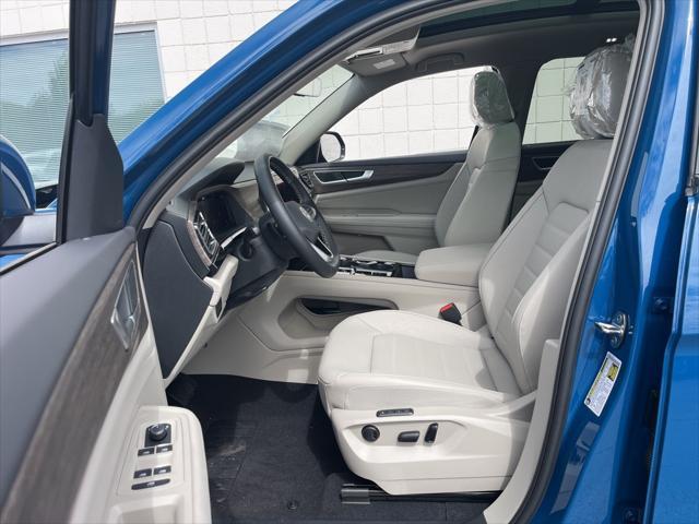 new 2025 Volkswagen Atlas car, priced at $47,170