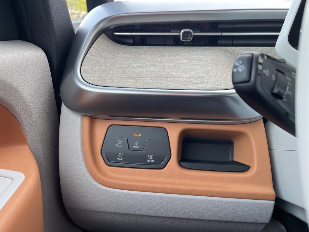 new 2025 Volkswagen ID. Buzz car, priced at $60,039