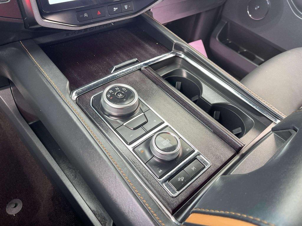 used 2022 Ford Expedition car, priced at $58,631