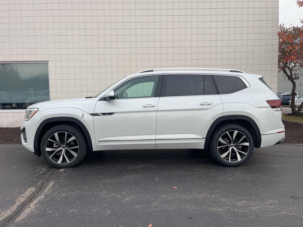new 2026 Volkswagen Atlas car, priced at $54,118