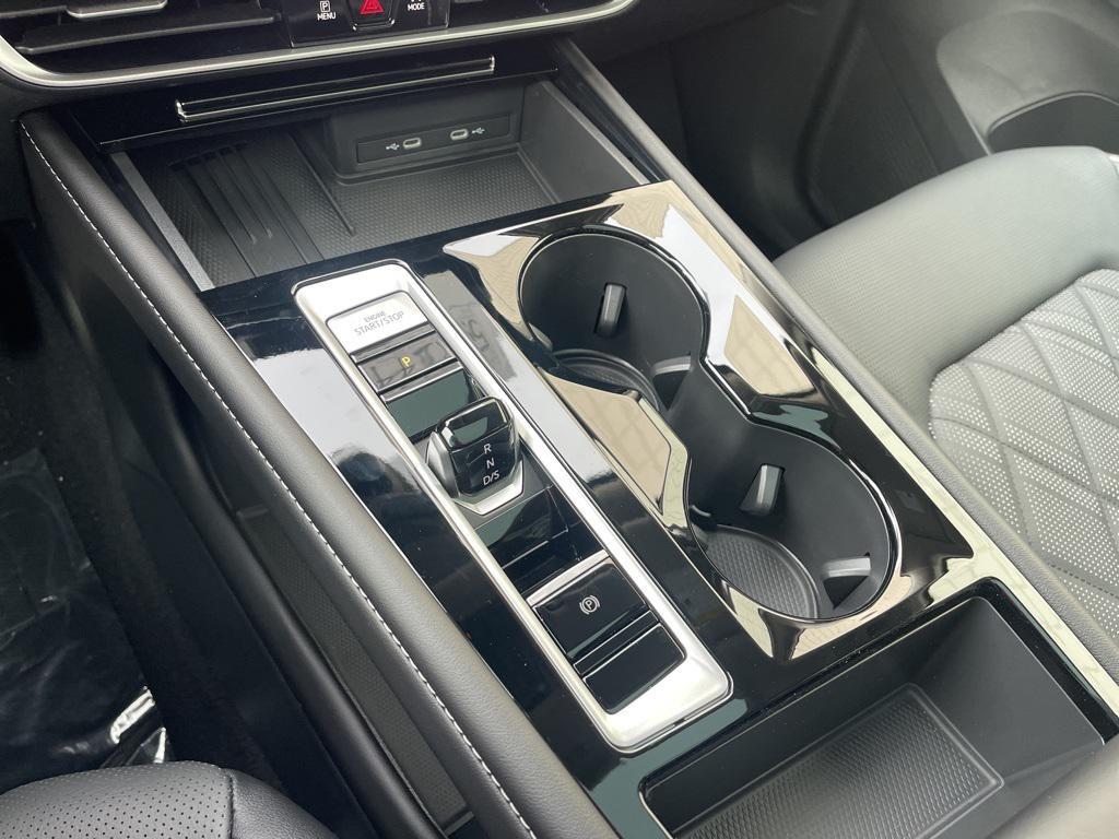 new 2026 Volkswagen Atlas car, priced at $54,118