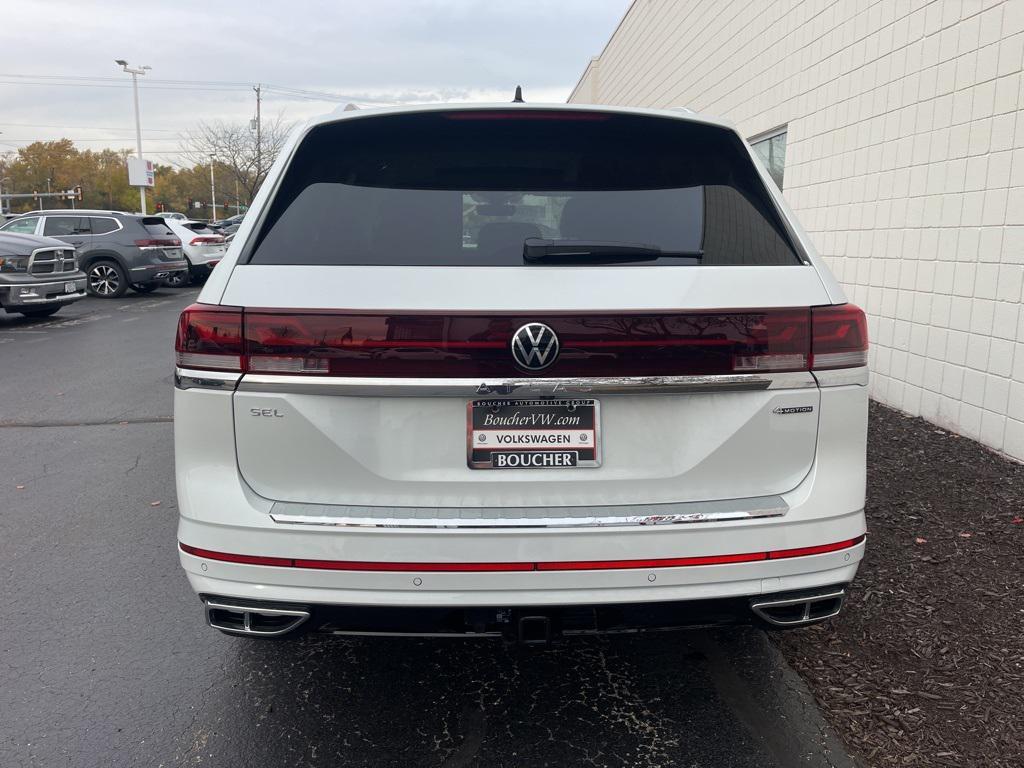 new 2026 Volkswagen Atlas car, priced at $54,118