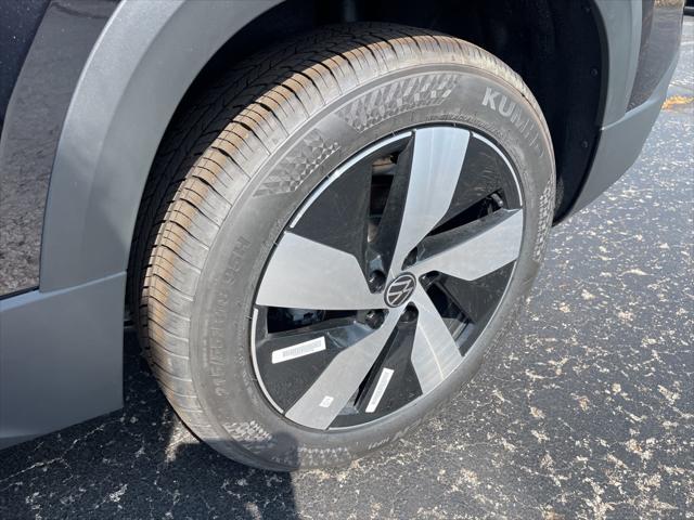 new 2025 Volkswagen Taos car, priced at $27,805