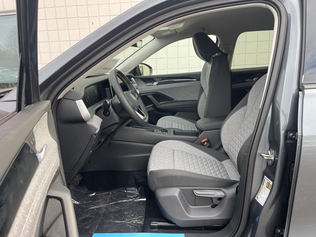 new 2026 Volkswagen Tiguan car, priced at $32,795