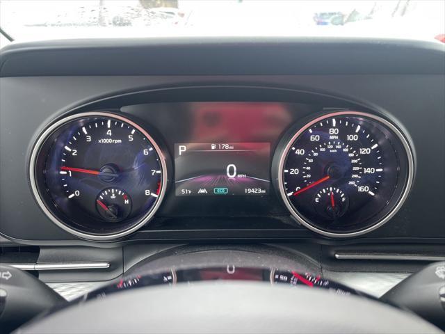 used 2024 Kia Carnival car, priced at $34,994