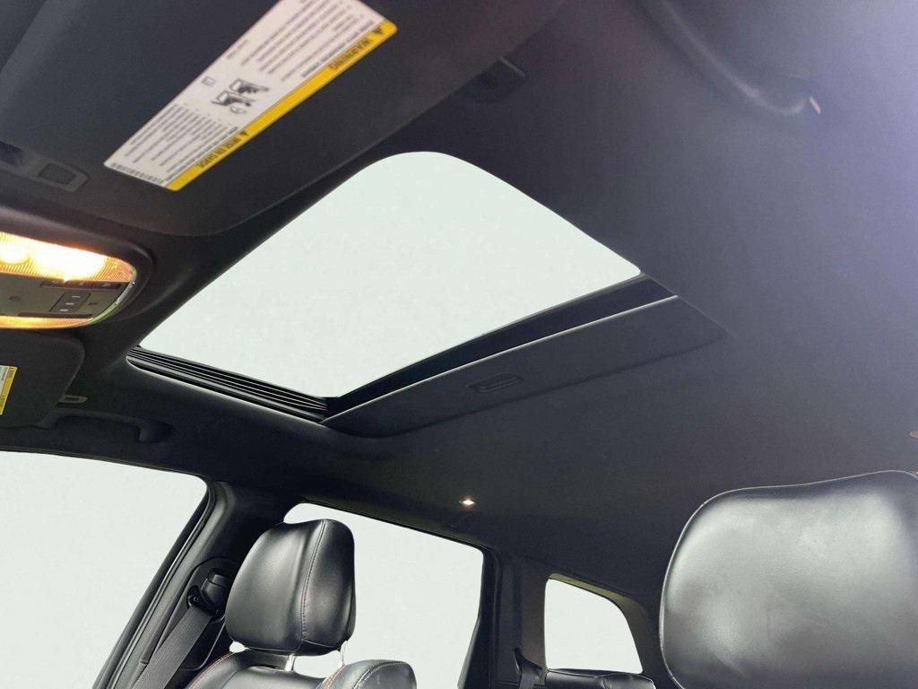 used 2017 Jeep Grand Cherokee car, priced at $16,418