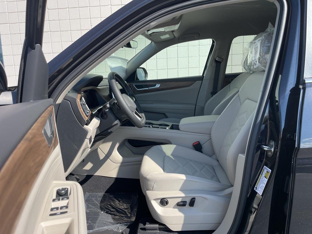 new 2026 Volkswagen Atlas car, priced at $40,745