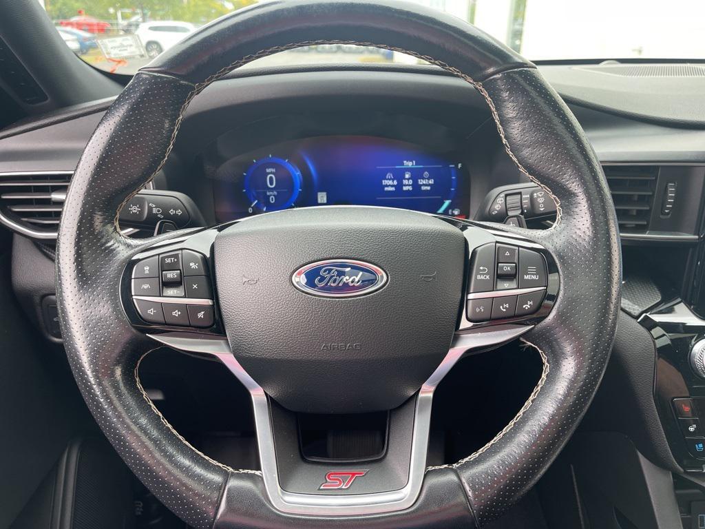 used 2022 Ford Explorer car, priced at $38,335