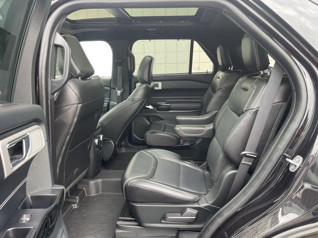 used 2022 Ford Explorer car, priced at $38,335