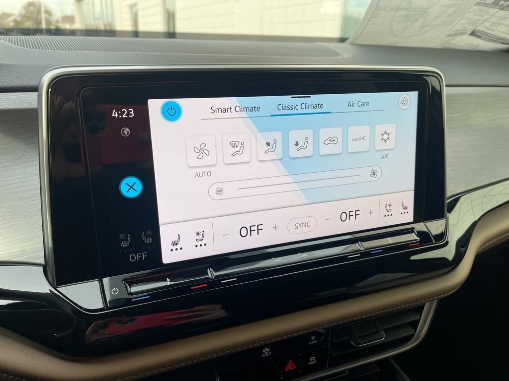 new 2026 Volkswagen Atlas Cross Sport car, priced at $38,768