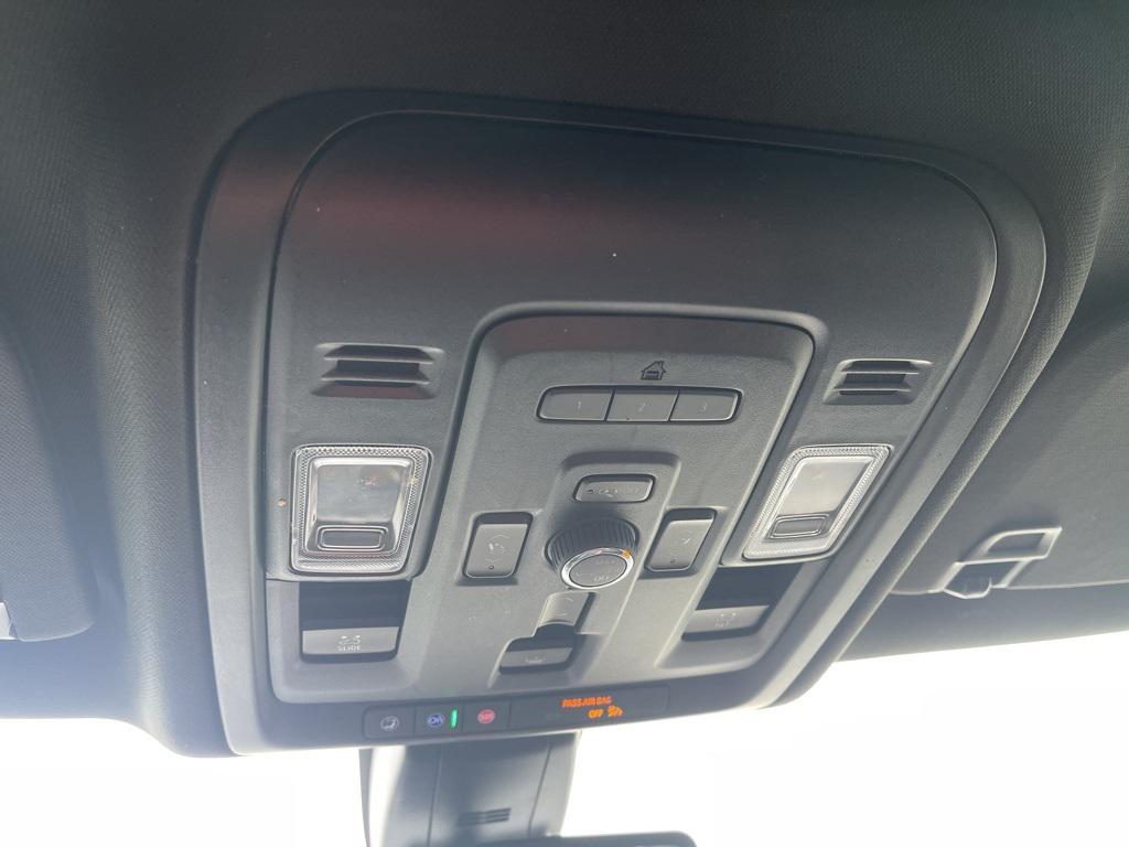 used 2022 GMC Yukon car, priced at $56,843